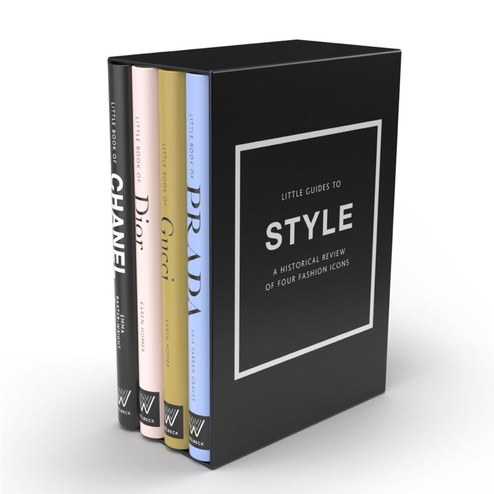LITTLE GUIDES TO STYLE - Emma Baxter Wright 

 CHANEL/ GUCCI / DIOR / PRADA
